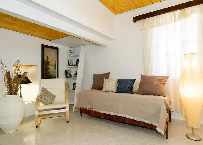 Chrysa S House